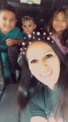 juanita zapata selfie in the car with her 3 children born after tubal reversal surgery by doctor rosenfeld